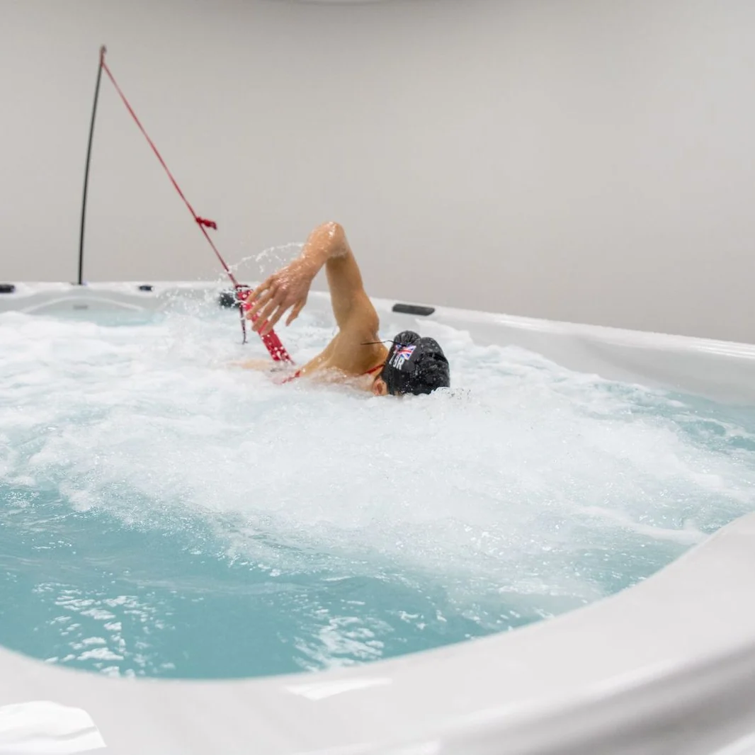 Platinum Spas Ares zwemspa